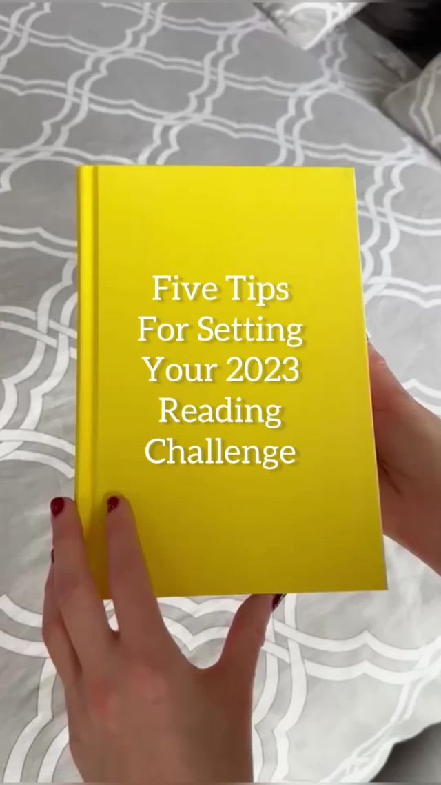 Have you set your 2023 #ReadingChallenge goals? If you haven’t set your 2023 reading challenge just yet, contributor Jacqui @jacquelinemhodges has some hints and tips for creating one that’s both inspiring and achievable. Get all the details today on The Journal. Link in bio and in today's Stories.  #2023 #2023ReadingChallenge #bookishreels #bookreels #readersofinstagram #booktok #bookstagramreels #reelsofbookstagram  #bookstagrammer #bookcommunity #books